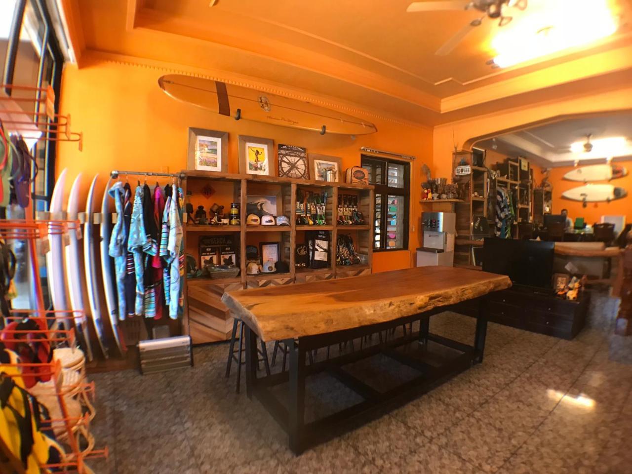 Donghe Surf Shop & Hostel Екстер'єр фото
